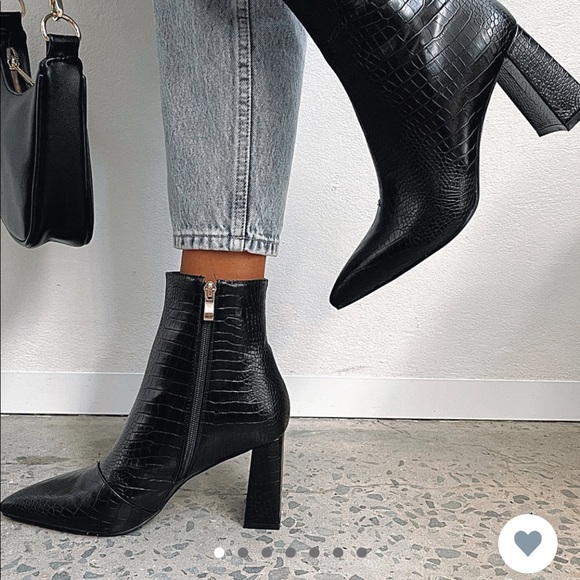 Billini Black crocodile booties - never worn - Elke Boots Black Croc size 5 - Picture 4 of 7